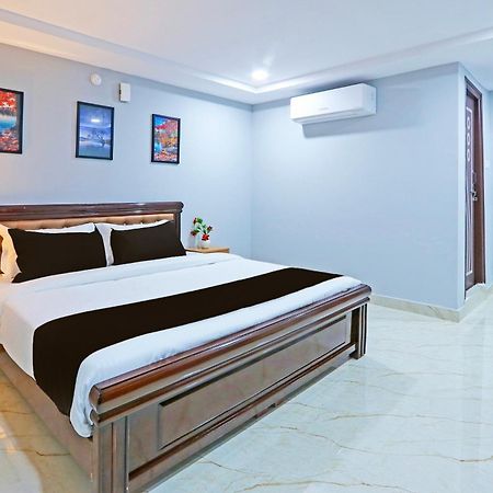 Super Townhouse Qualia Elite S R Nagar Hotel Hyderabad Ngoại thất bức ảnh